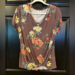 24/7 Large Plum Colored Floral Shirt - Large